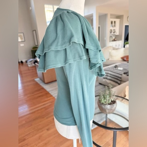 Zara Ribbed Ruffle Sleeve Long Top - Picture 2 of 6